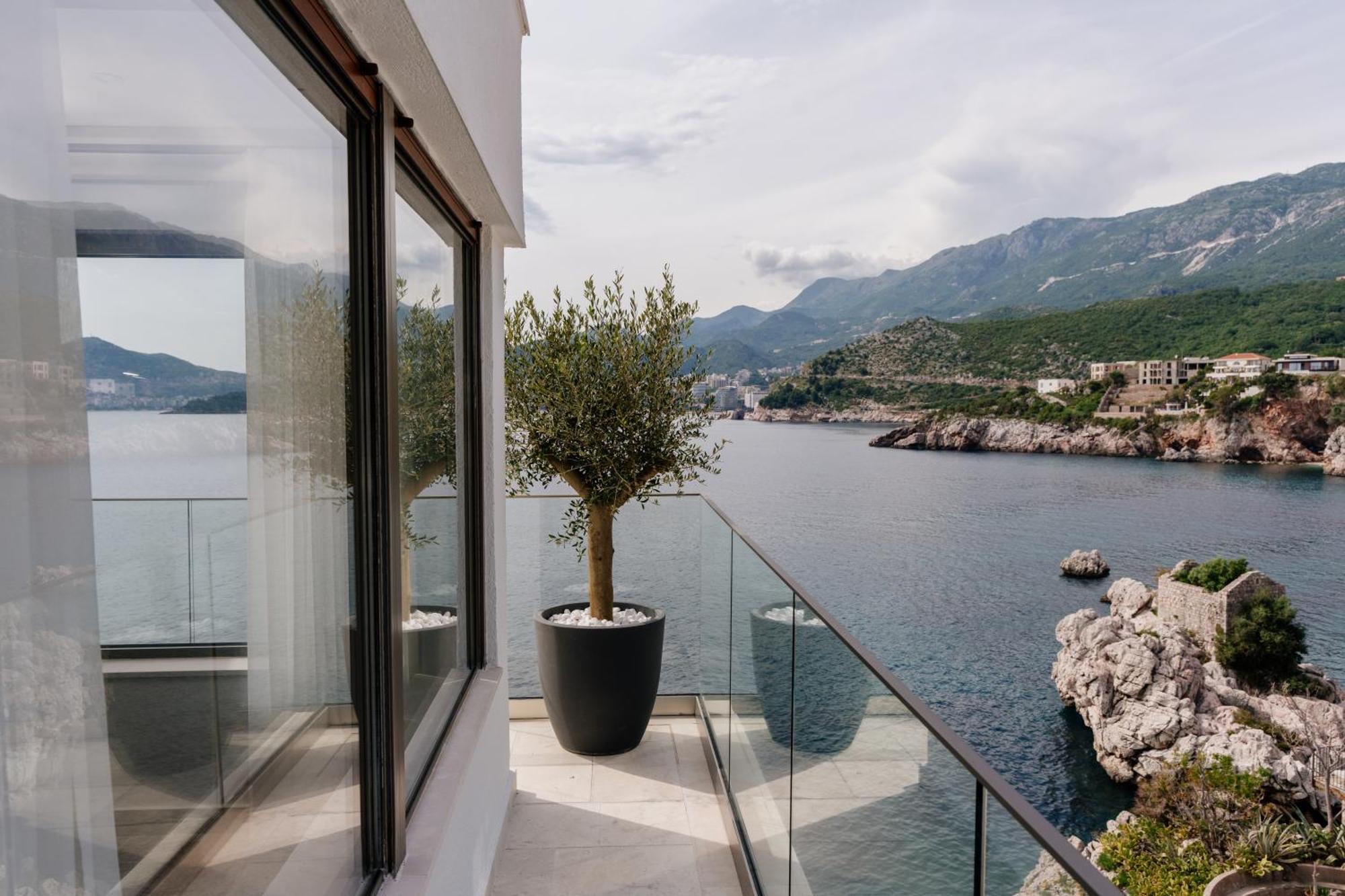 Blanche Cliff Apartments Ilha Sveti Stefan Exterior foto
